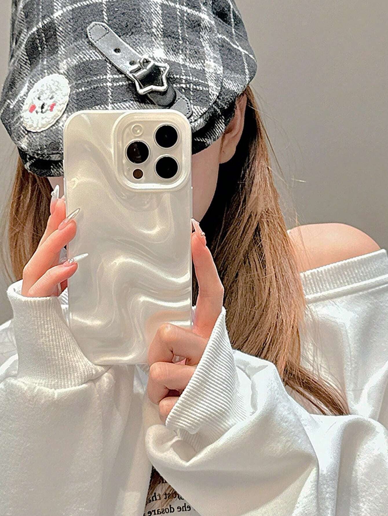 Premium Pearl White 3D Wave Phone Case for iPhone 16 Promax/16/16 Pro/16 Plus/15/15 Promax/15 Pro/11/12/13/14 Promax/11 Pro/11 Promax/12 Pro/12 Promax/13 Pro/13 Promax/14 Pro/14 Promax/16 Promax/16/16 Pro/16 Plus/12 Mini/13 Mini/16E